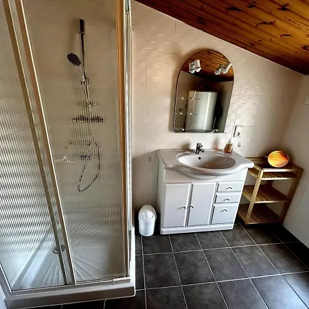 La Salamandre - Situe En Plein Coeur De Et Proche Des Thermes Apartment *