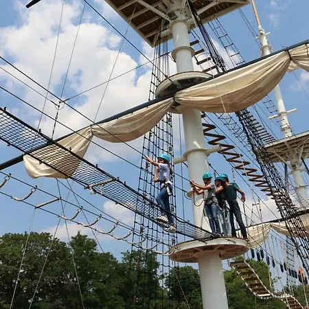 La Salamandre - Situe En Plein Coeur De Et Proche Des Thermes Apartment