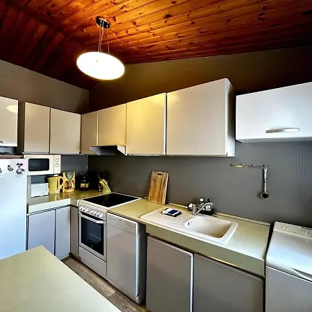 La Salamandre - Situe En Plein Coeur De Et Proche Des Thermes * Rochefort (Charente-Maritime)